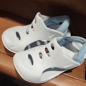 Nike Kids White and Light Blue Water Shoes